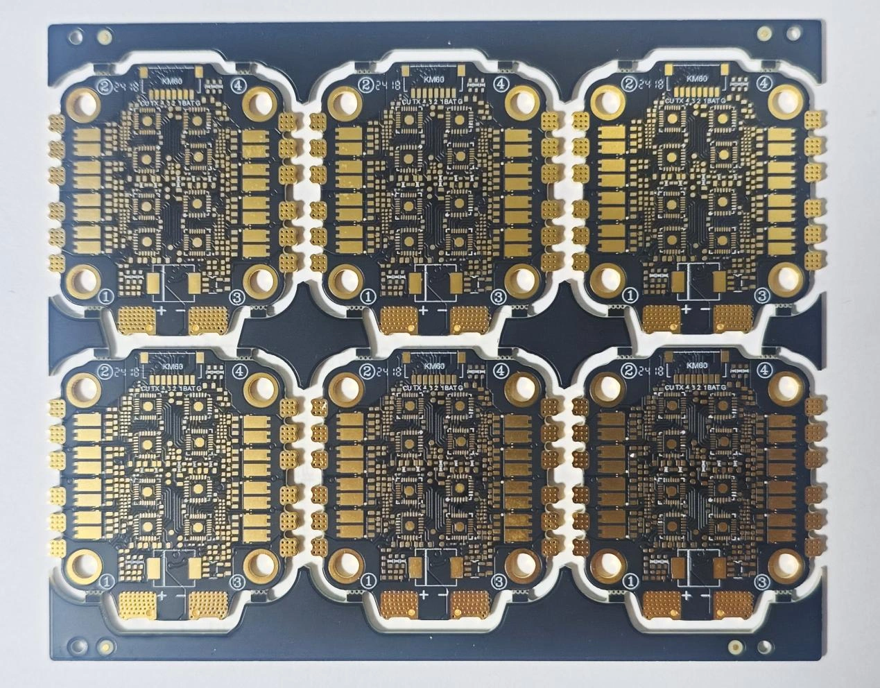 Circuit imprimé ENIG noir cuivré épais